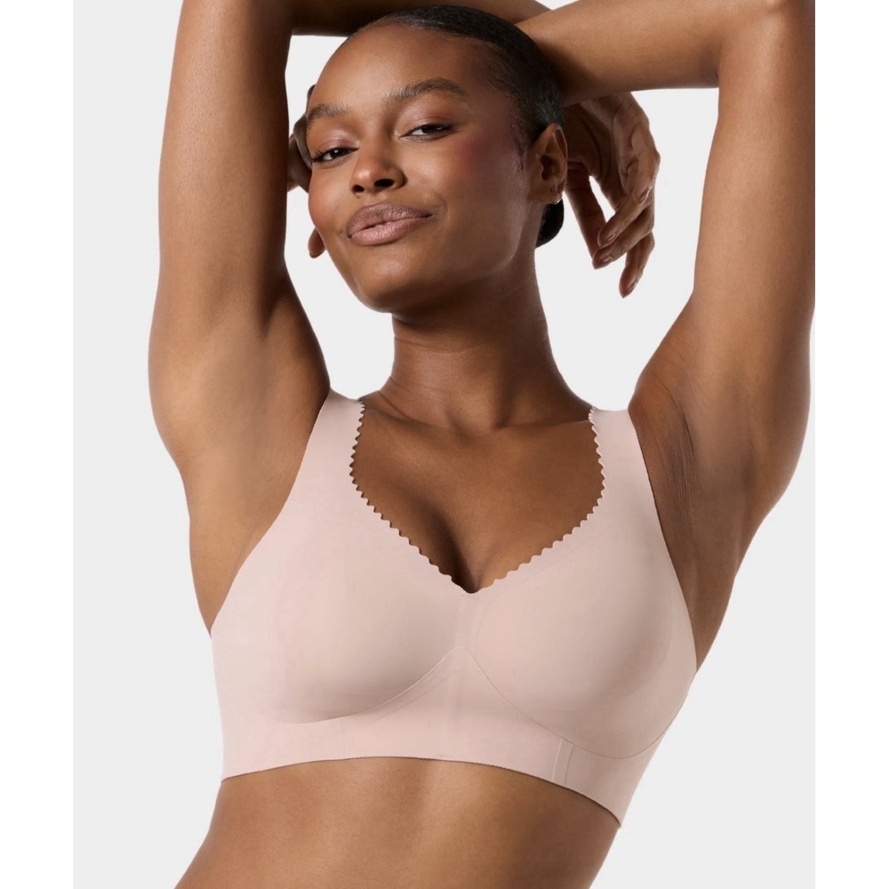 NWT Evelyn Bobbie Women's Bra Sz Medium Seamless Wirefree Pedal Drift